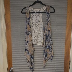 Leshop Blue and Cream Lace Top